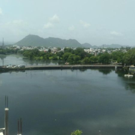 full view villa entire Udaipur Exteriör bild