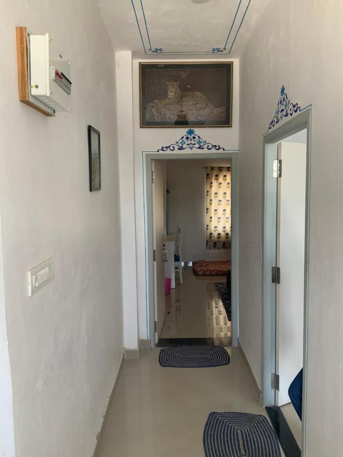 full view villa entire Udaipur Exteriör bild