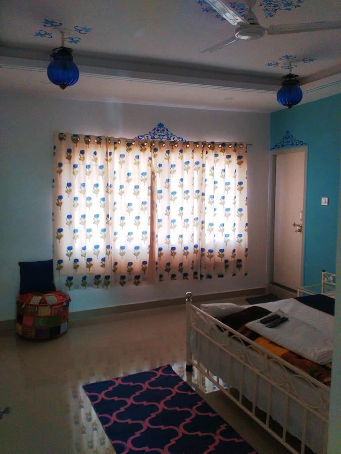full view villa entire Udaipur Exteriör bild